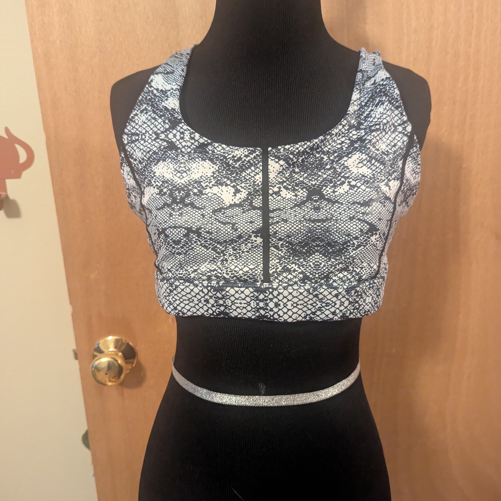 Women's Snake Print Light N Tight Zyia Sports Bra